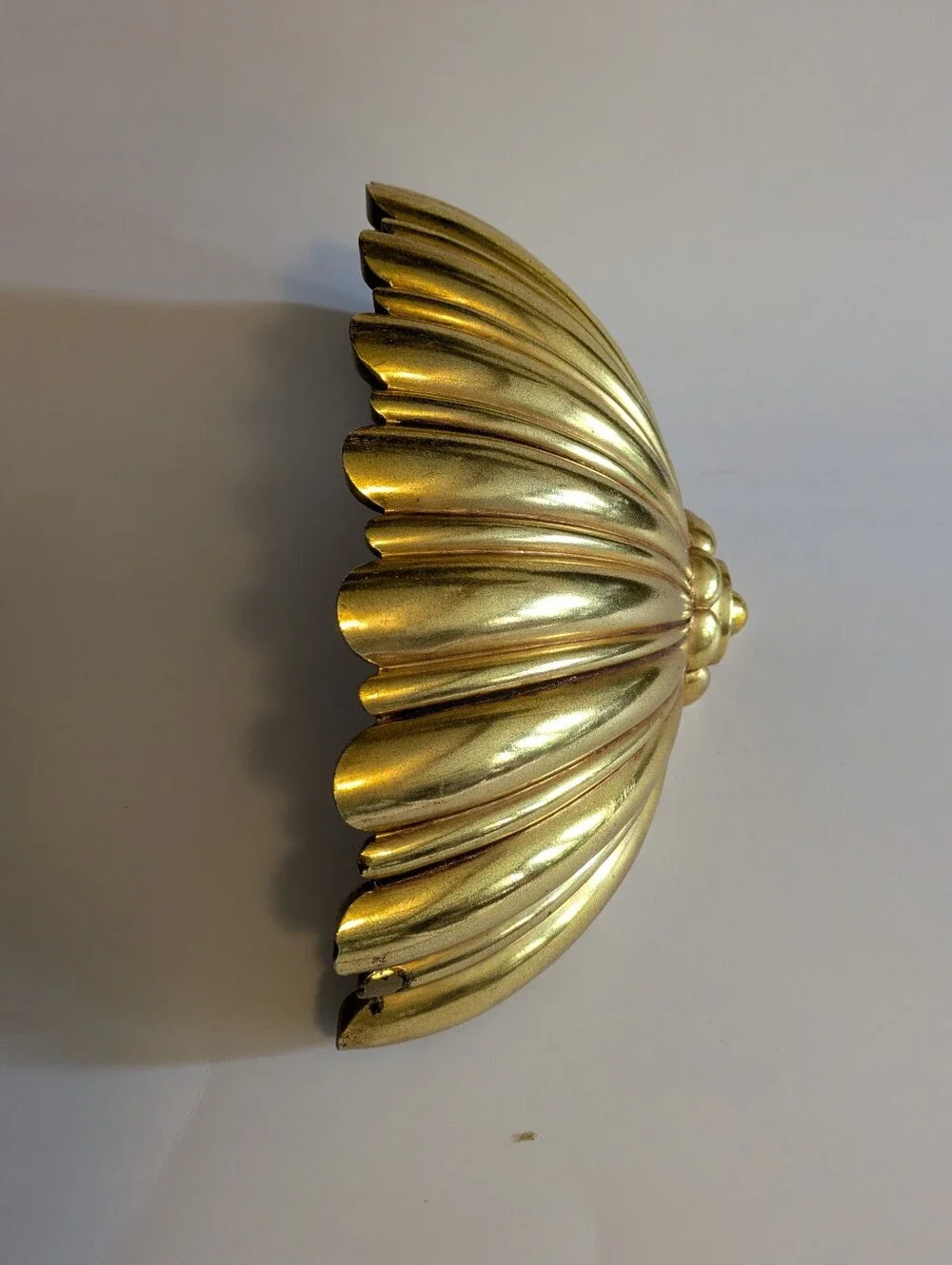 SYROCO Gold Decorative Wall Shell Pocket Shelf Includes Artificial Ivy 1962 VTG